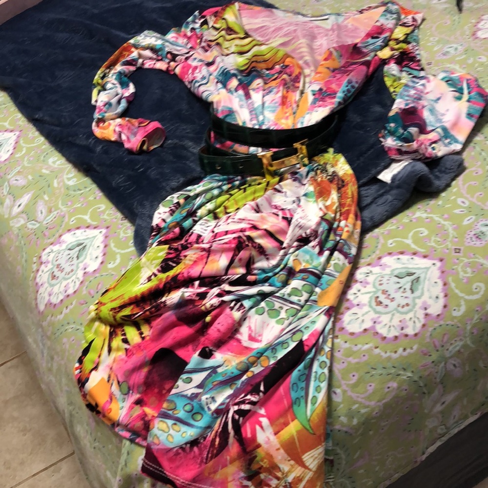 Long sleeve dress by Patchington front, Gold, zipper size large